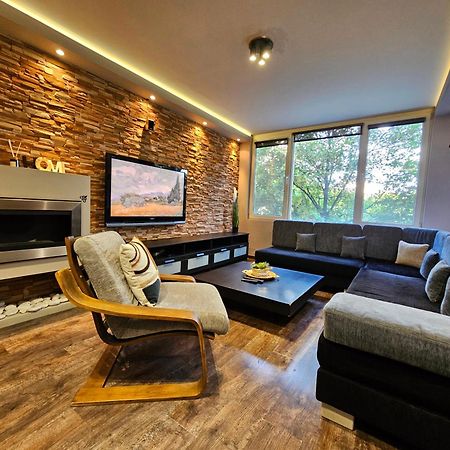 Rea Mladost - Easy Access To Metro, Ideal Location София Екстериор снимка