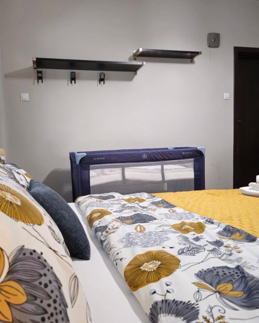 Rea Mladost - Easy Access To Metro, Ideal Location София Екстериор снимка